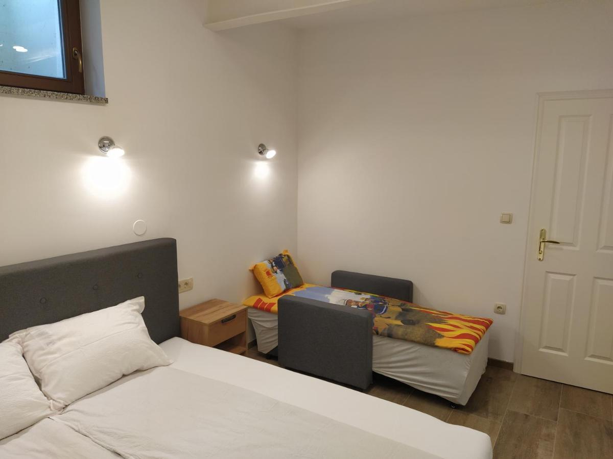 Apartmaji Maln Доленьске-Топлице Экстерьер фото