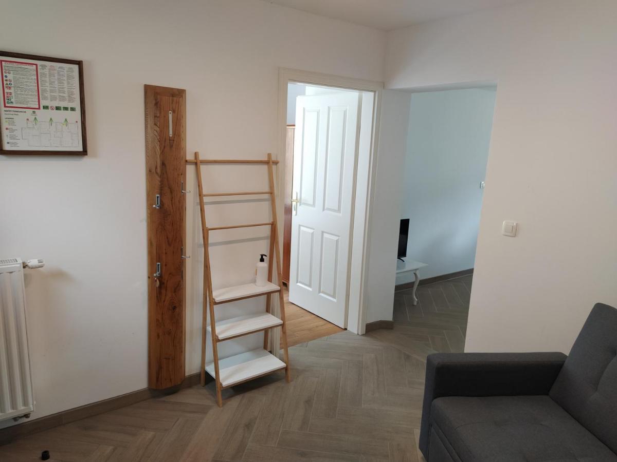 Apartmaji Maln Доленьске-Топлице Экстерьер фото
