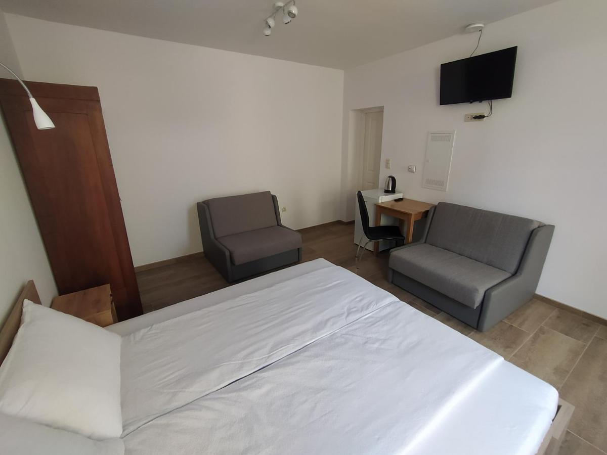 Apartmaji Maln Доленьске-Топлице Экстерьер фото