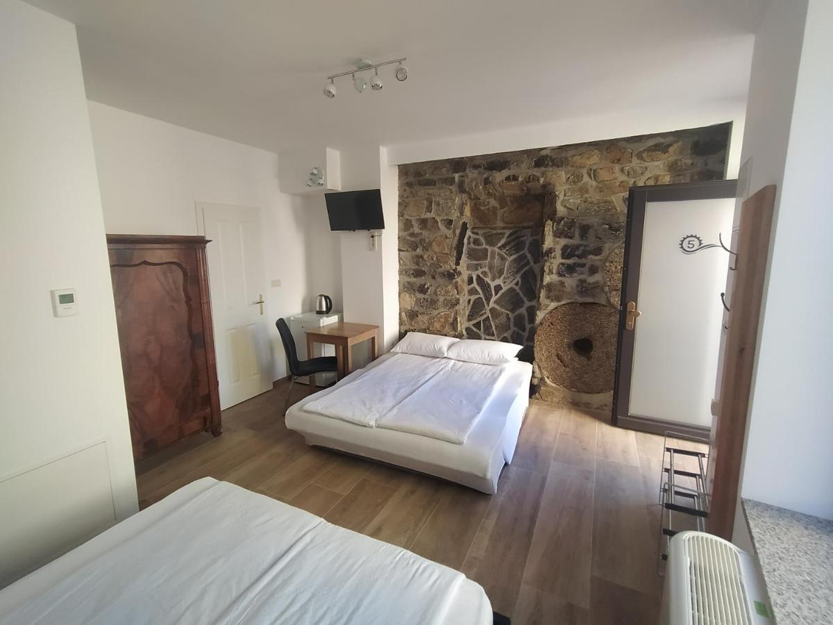 Apartmaji Maln Доленьске-Топлице Экстерьер фото